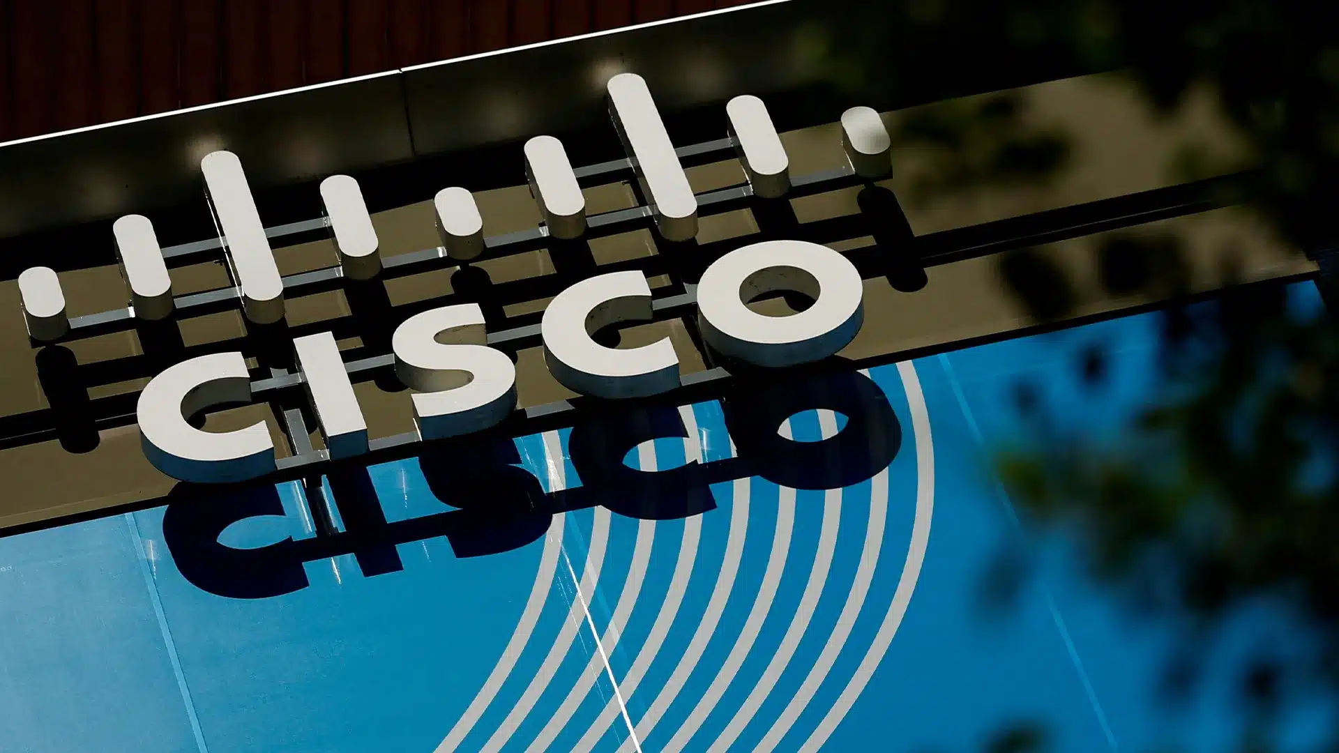 Cisco yapay zeka nedeniyle 4 bin çalışanını işten çıkarıyor