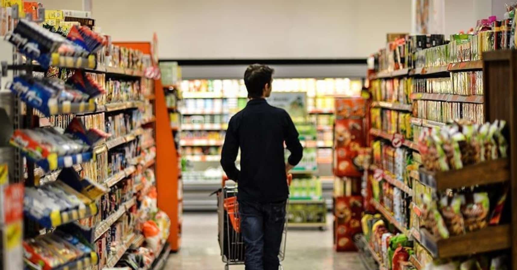 Nisan’da aylık enflasyon hız kazandı