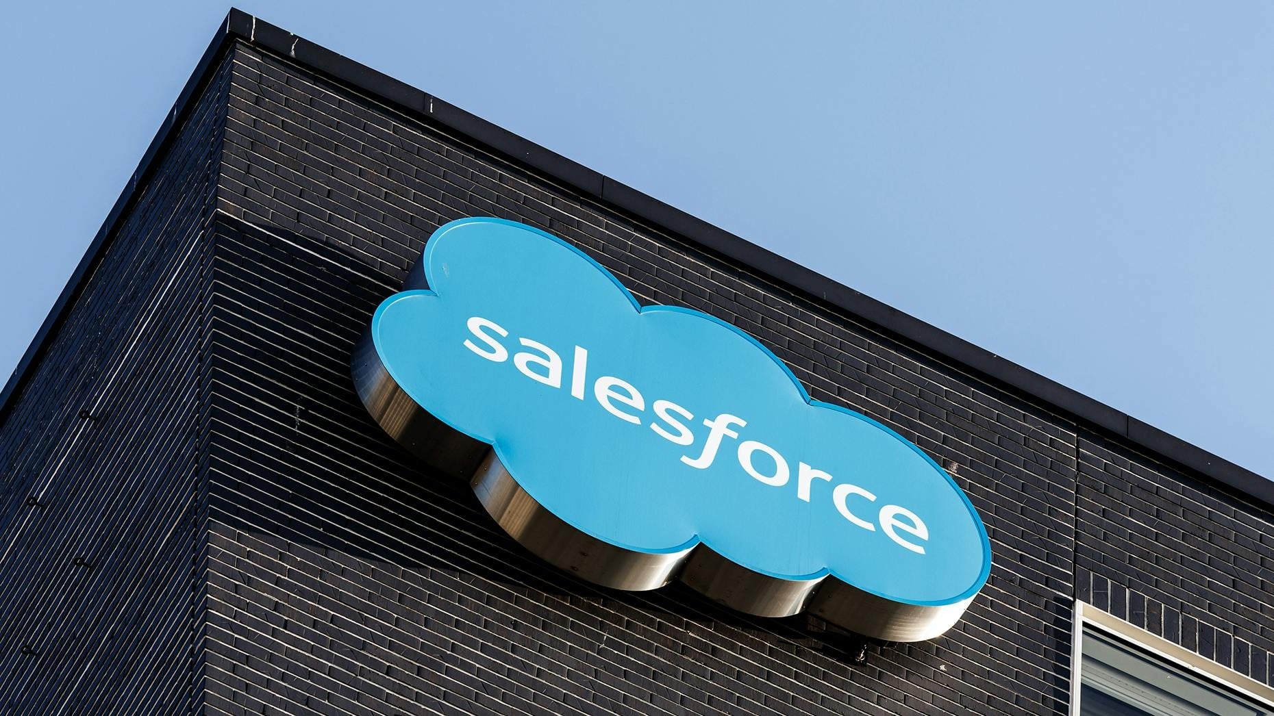 Salesforce hisselerinde kan kaybฤฑ durmuyor
