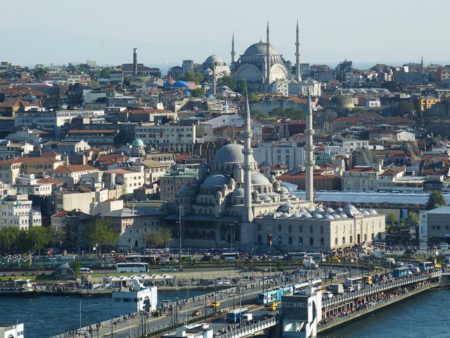 Türkiye'de en çok hangi ülke vatandaşları ev alıyor? 4