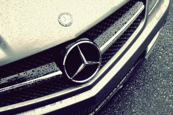 Mercedes elektrikli araçlar için milyarlarca dolar yatırım yapacak