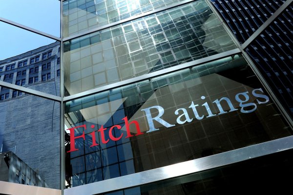 Fitch 6 Türk şirketinin kredi notunu düşürdü