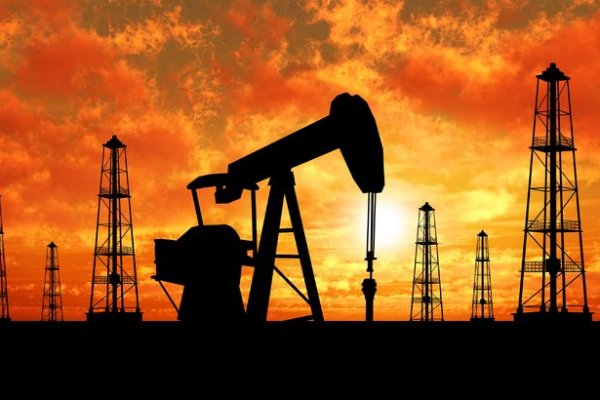 Brent petrolün varili 55,72 dolar düzeyinde