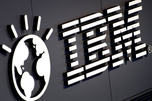 IBM'in son çeyrekte geliri 'yatay' kaldı