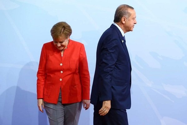 Merkel'in AB'den can sıkacak Türkiye talebi