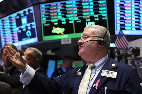 Dow Jones, S&P 500 ve Nasdaq haftayı düşüşle kapattı