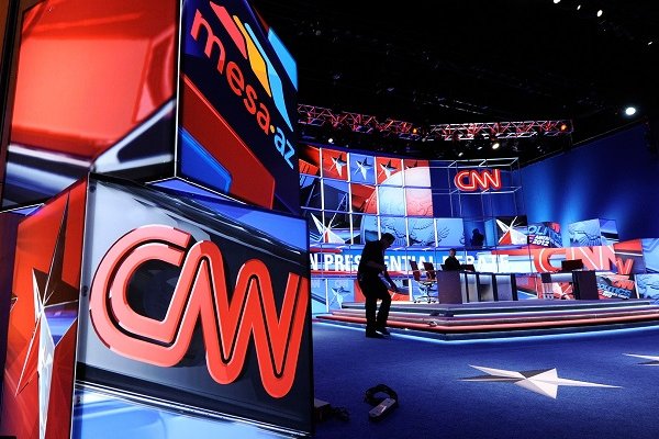 CNN, Trump'ı boykot edecek