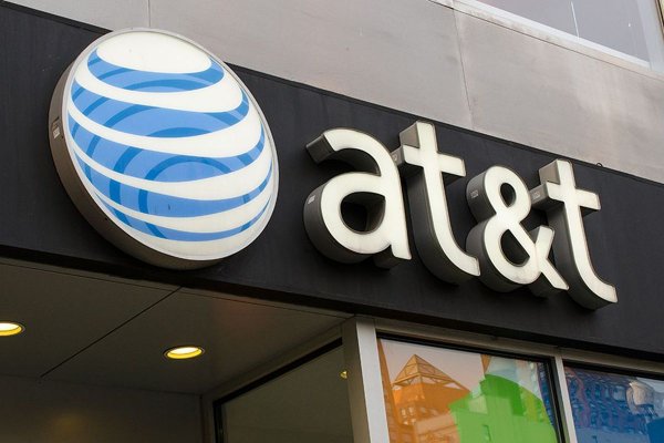 AT&T'nin dördüncü çeyrek net karı arttı