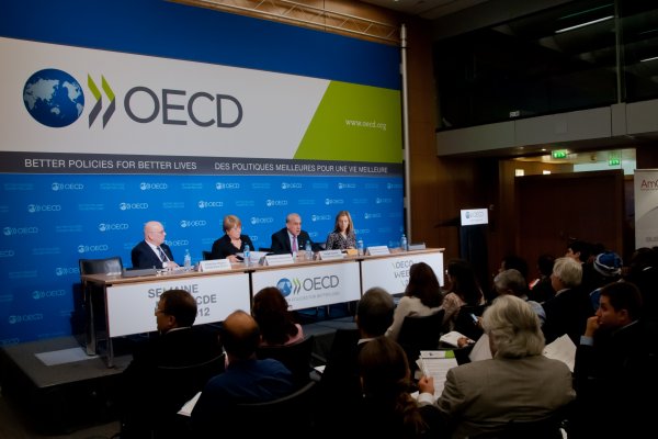 OECD: Küresel ekonomi 2021'de yüzde 6 büyüyecek