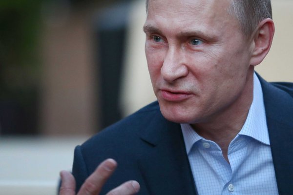 Putin zor durumdaki ekonomi için kurmaylarını topladı