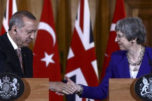 Daily Telegraph: Erdoğan'ı ağırlamak İngiltere'nin çıkarına