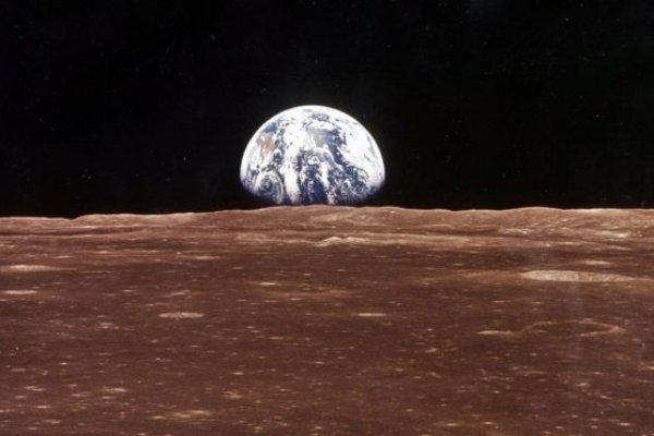NASA duyurdu: ABD 46 yıl sonra Ay'a geri dönüyor