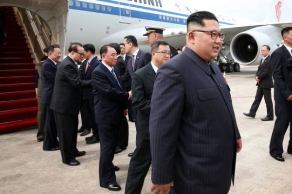 Kuzey Kore lideri Kim, Trump'la görüşmek için Singapur'da