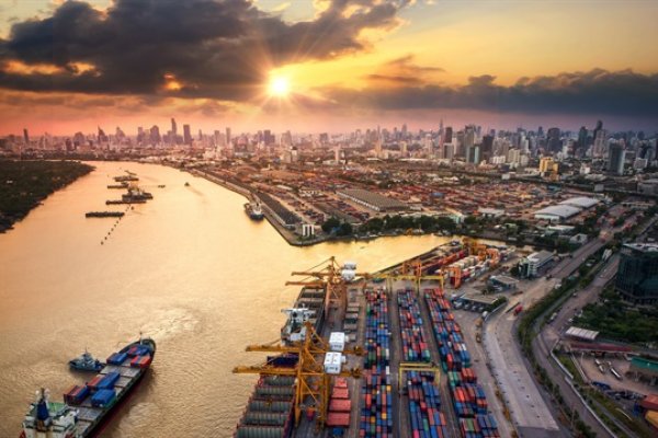 Martta Çin'in ithalatı azaldı, ihracatı arttı