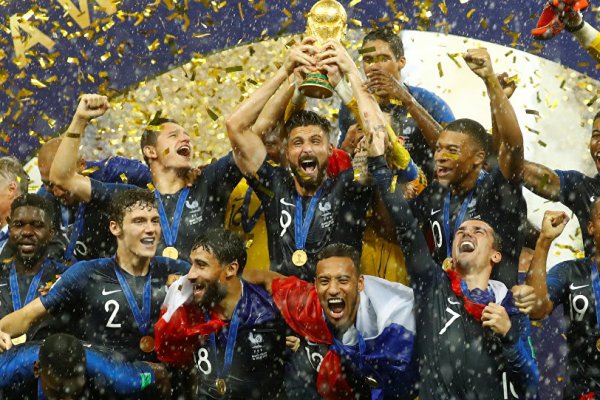 2018 Dünya Kupası'nın sahibi Fransa oldu