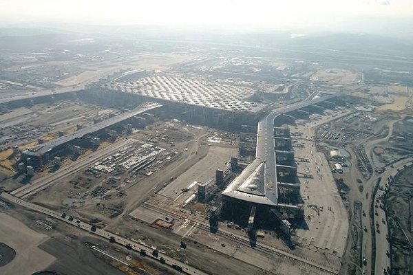 İstanbul havalimanı biraz daha bekleyecek
