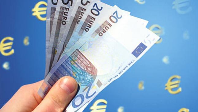Rezervlerdeki euro payı geriliyor