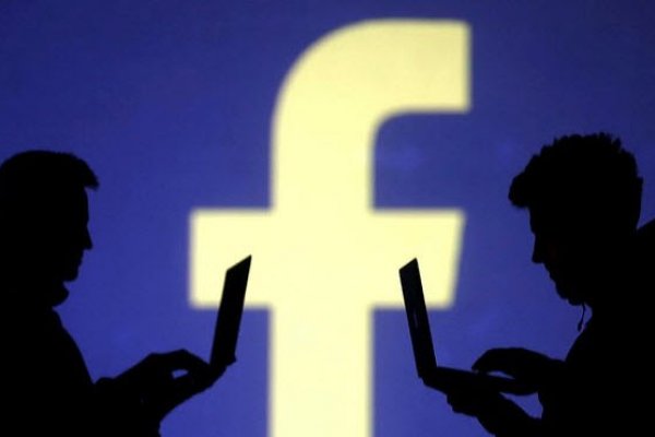 Rusya'da Facebook'a yıllık geliri üzerinden para cezası