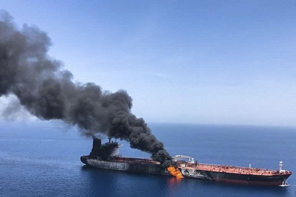Hürmüz Boğazı'nda iki tankere saldırı