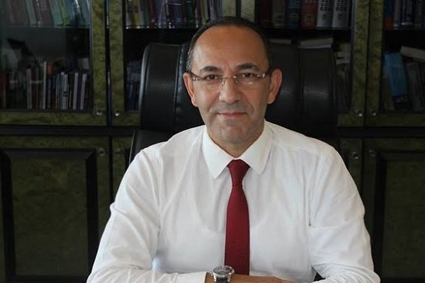 CHP'li Urla Belediye Başkanı görevden alındı