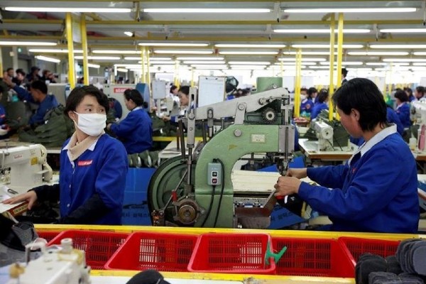 Güney Kore'de sanayi üretimi 17 ayın zirvesinde