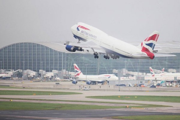 British Airways grevler nedeniyle onlarca uçuşunu iptal etti