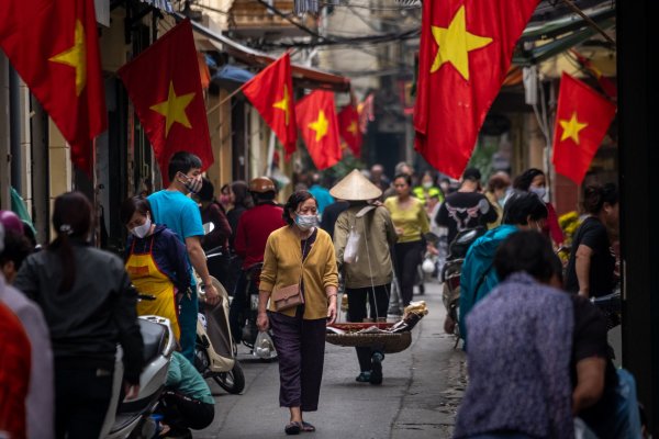 Vietnam Merkez Bankası faiz oranını 50 baz puan indirdi