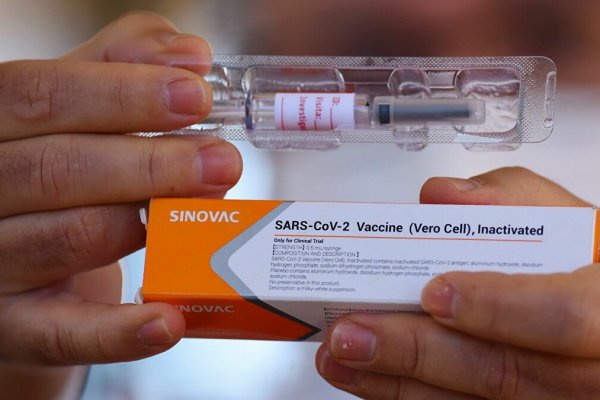 İspanya, Sinovac aşısı yaptıran turistleri ülkeye kabul ediyor