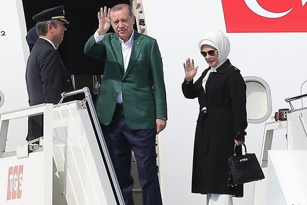 Emine Erdoğan'ın çantaları çakma çıktı!