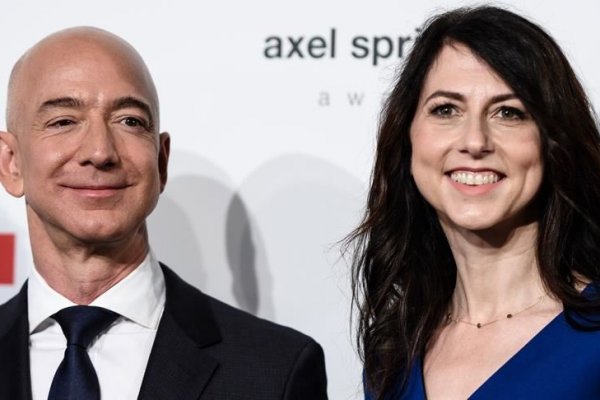 Bezos'un eski eşinden 2,8 milyar dolarlık bağış