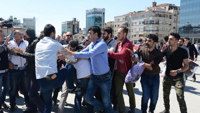 Taksim'de Suriyeli eylemcilere müdahale