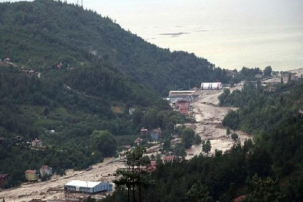 Karadeniz'deki sel felaketinde can kaybı 72'ye yükseldi