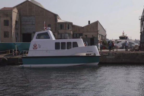 İBB'nin ürettiği deniz taksiler suya indi