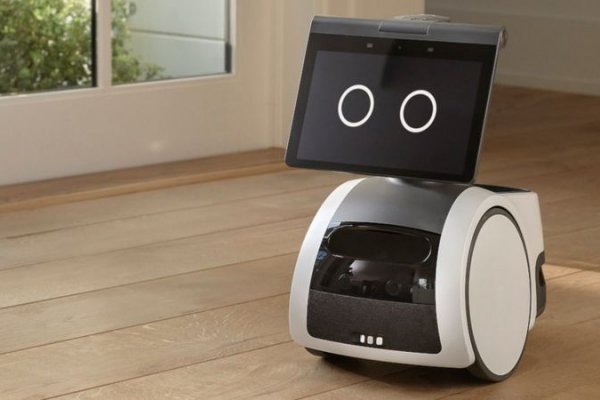 Amazon ev robotu Astro'yu tanıttı