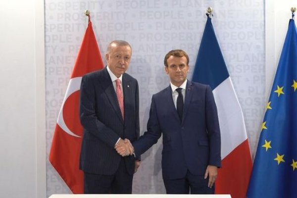 Erdoğan ile Macron G20 Liderler Zirvesi'nde bir araya geldi