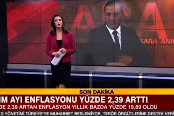 CNN Türk muhabiri sinirlendi, canlı yayında kağıtları fırlattı