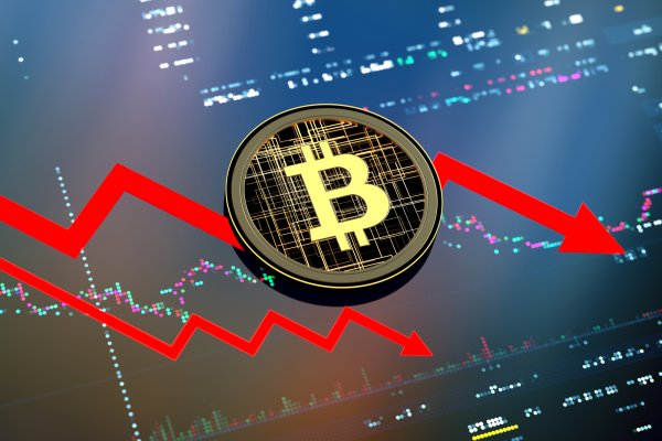 Bitcoin’de sert düşüş