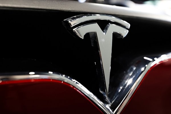 Tesla Şanghay'daki fabrikasında 2 milyonuncu aracını banttan indirdi