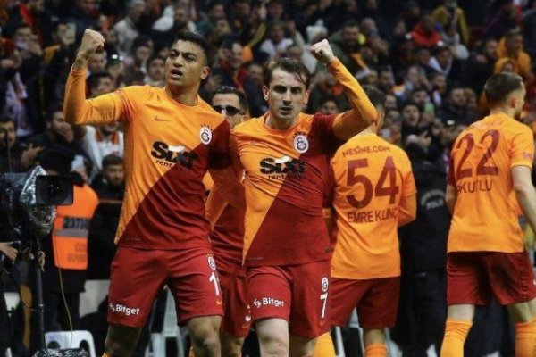 Galatasaray Beşiktaş'ı 2-1 mağlup etti