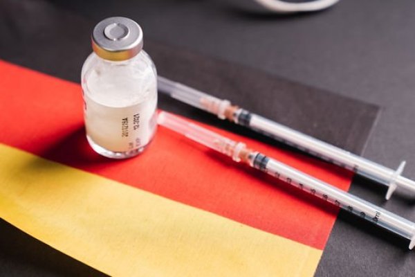BioNTech ile Almanya arasında yeni aşı sözleşmesi