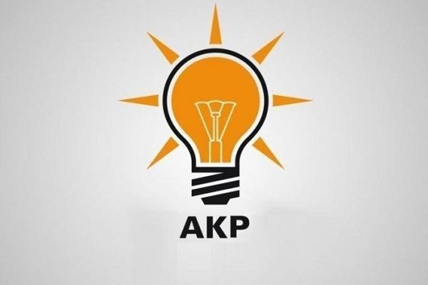 AKP, BAE yüzünden karıştı