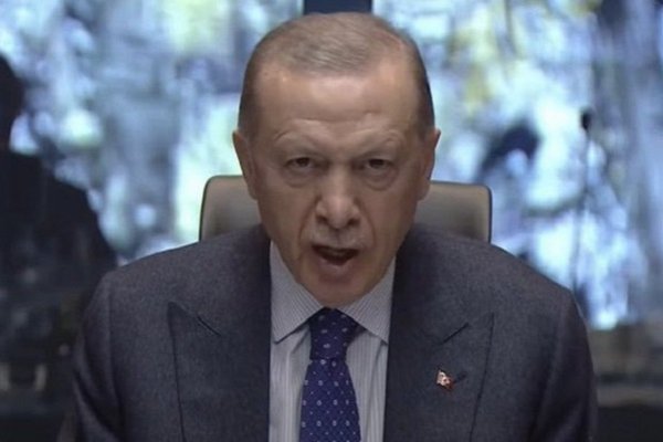 Erdoğan, HDP kararı sonrası AYM üyelerini mi aradı