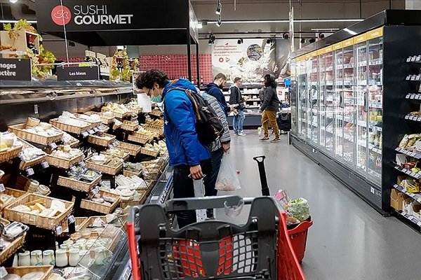 Fransa'da gıda şirketleri fiyat indirimine zorlanıyor