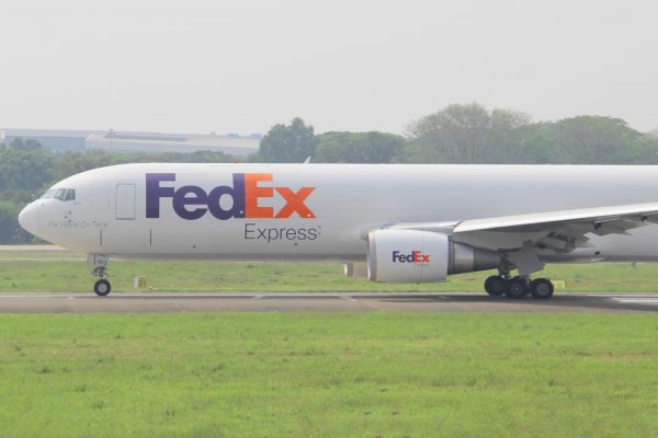 FedEx bilanço sonrası uçmaya başladı