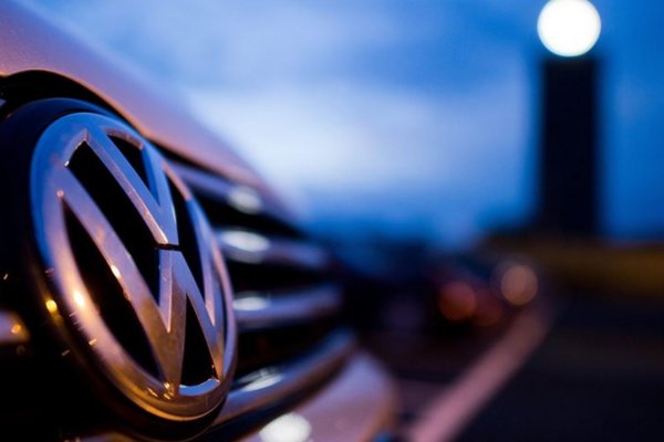 Sistem arızası Volkswagen'i vurdu araç üretimi durdu