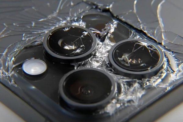 Apple'ın 90 bin liralık iPhone'u abartıldığı kadar kırılgan değil