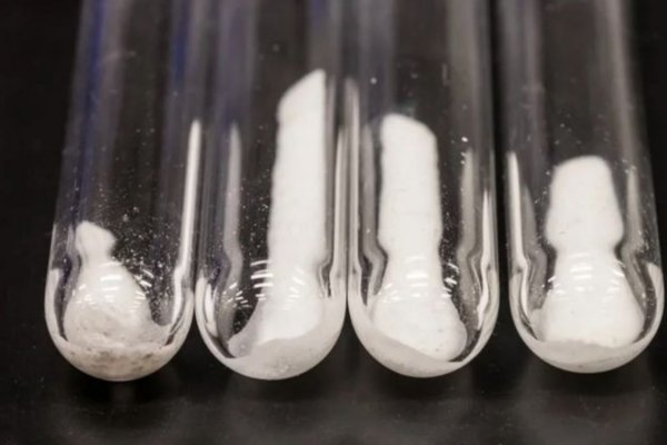 Yapay zeka pillerdeki lityum kullanımını azaltacak madde buldu