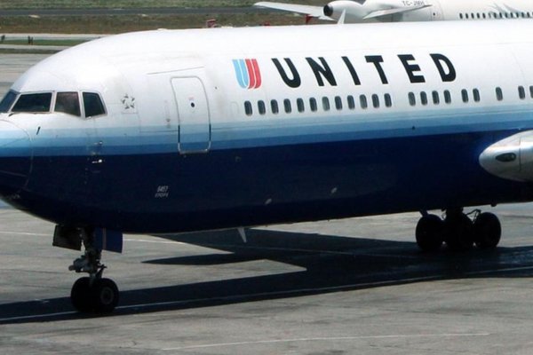 Havada kapısı patlayan United Airlines'ın bilançosu kırmızıya döndü