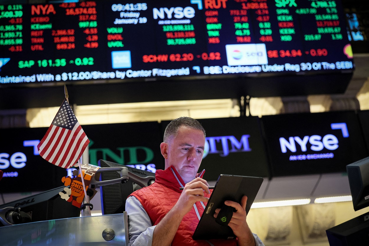 Dow Jones, S&P 500 ve Nasdaq haftanın ilk işlem günü yükselişle açıldı