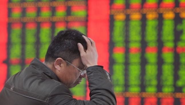 Çin borsaları yine kayıpta